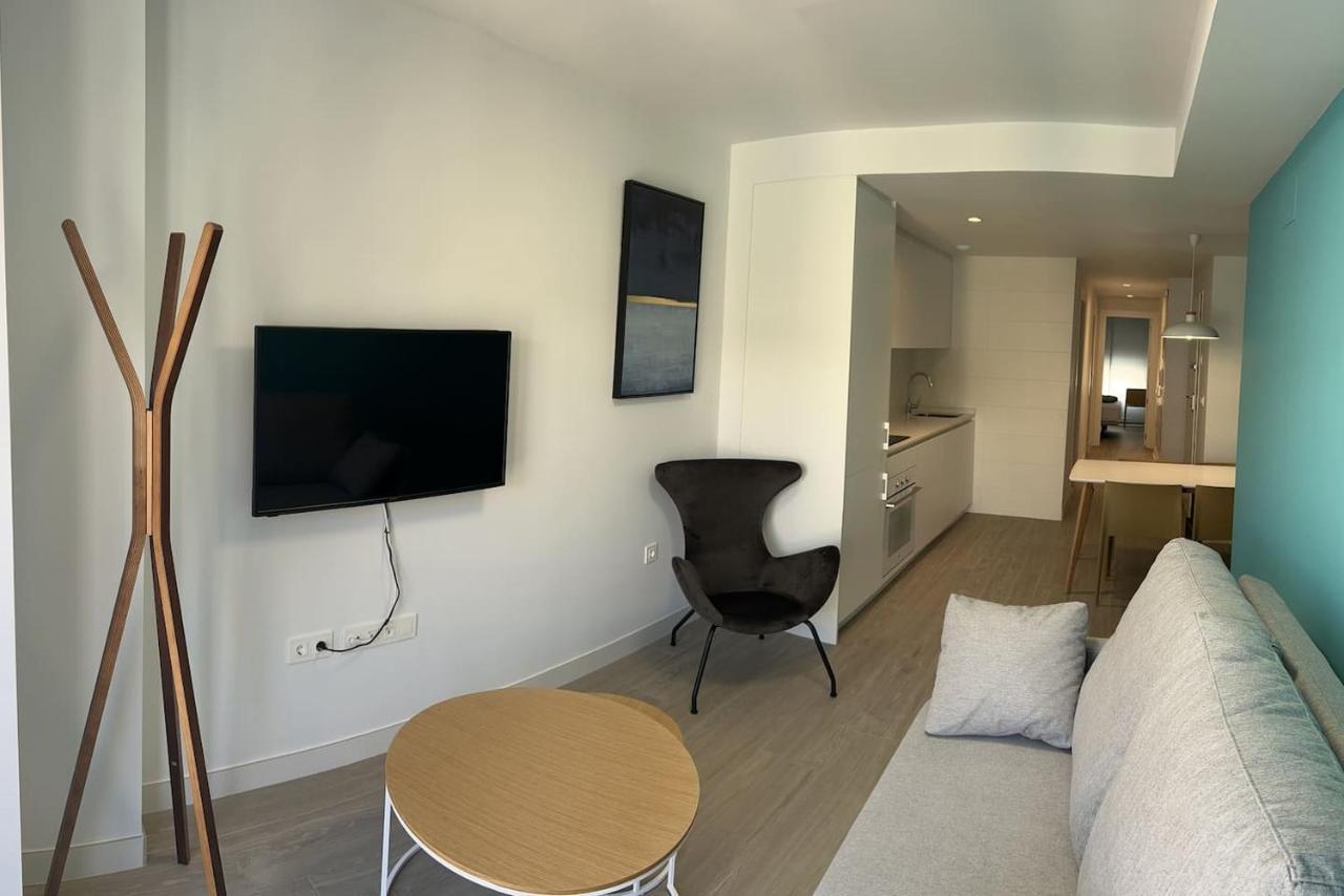 Apartamentos Breton 17 Suite Familiar Аліканте Екстер'єр фото