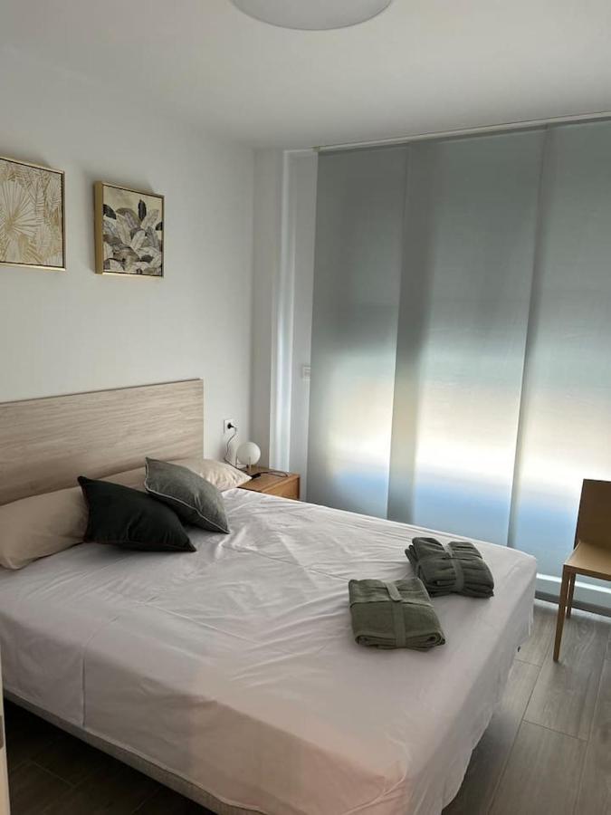 Apartamentos Breton 17 Suite Familiar Аліканте Екстер'єр фото