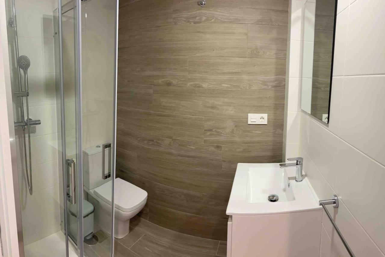 Apartamentos Breton 17 Suite Familiar Аліканте Екстер'єр фото